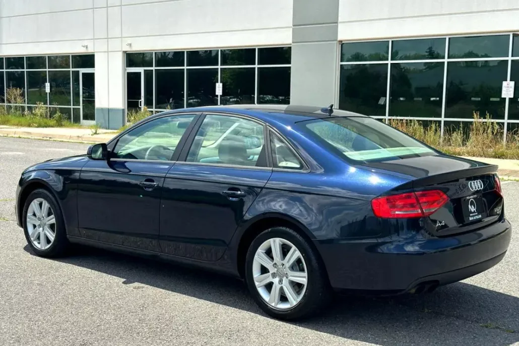2011 Audi A4 2.0T Quattro Premium photo 1