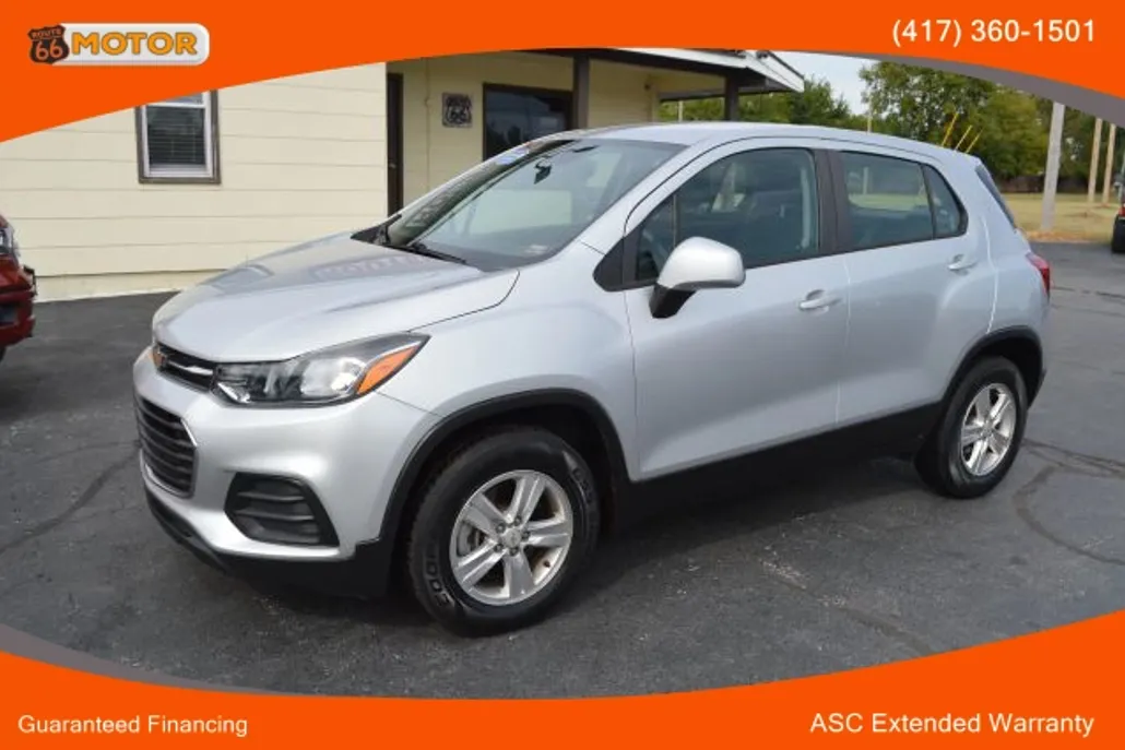 2017 Chevrolet Trax LS photo 1
