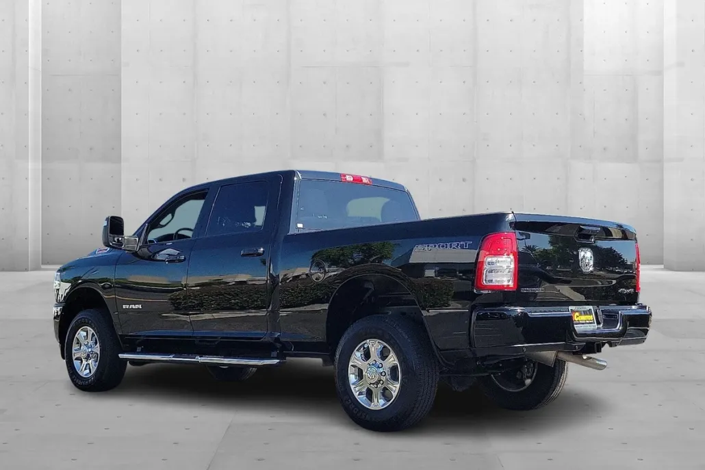 2024 Ram 2500 Big Horn photo 1