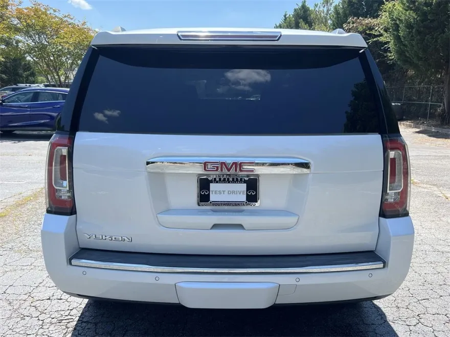 2018 Gmc Yukon Denali photo 1