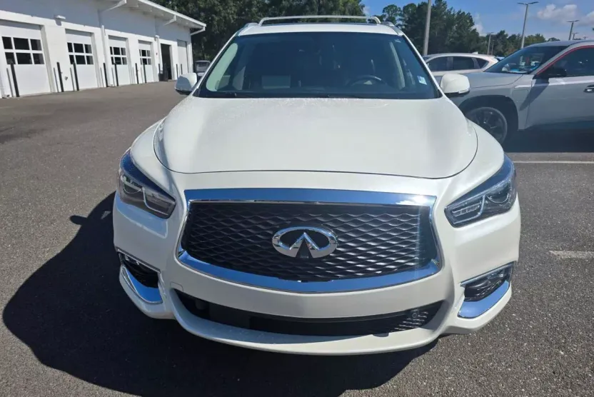 2020 Infiniti QX60 photo 1