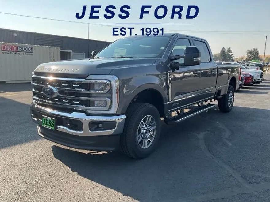 2026 Ford F-350 Lariat photo 1