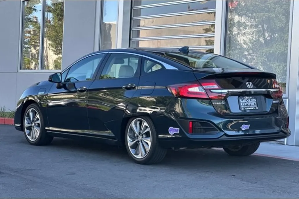 2019 Honda Clarity Plug-In Hybrid photo 1