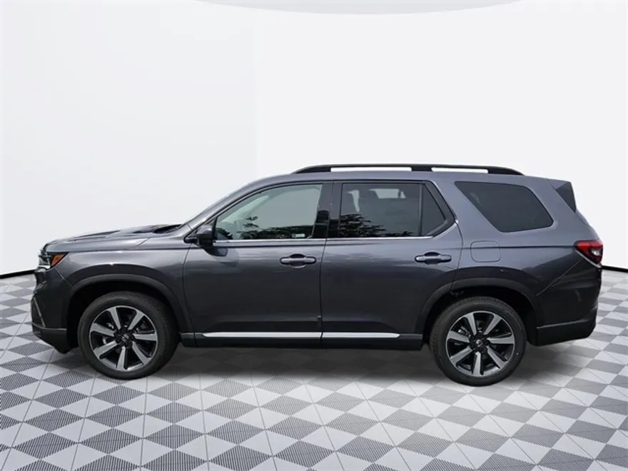 2025 Honda Pilot Touring photo 1