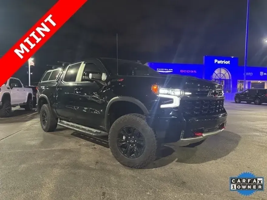 2024 Chevrolet Silverado 1500 ZR2 photo 1