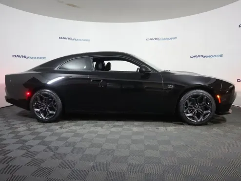 2025 Dodge Charger R/T photo 4