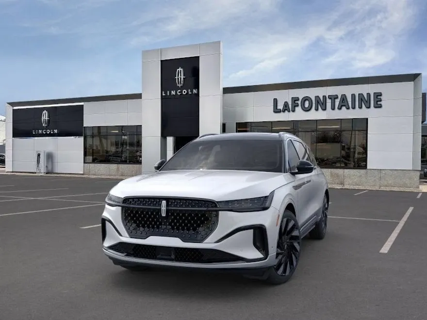 2024 Lincoln Nautilus Black Label photo 1