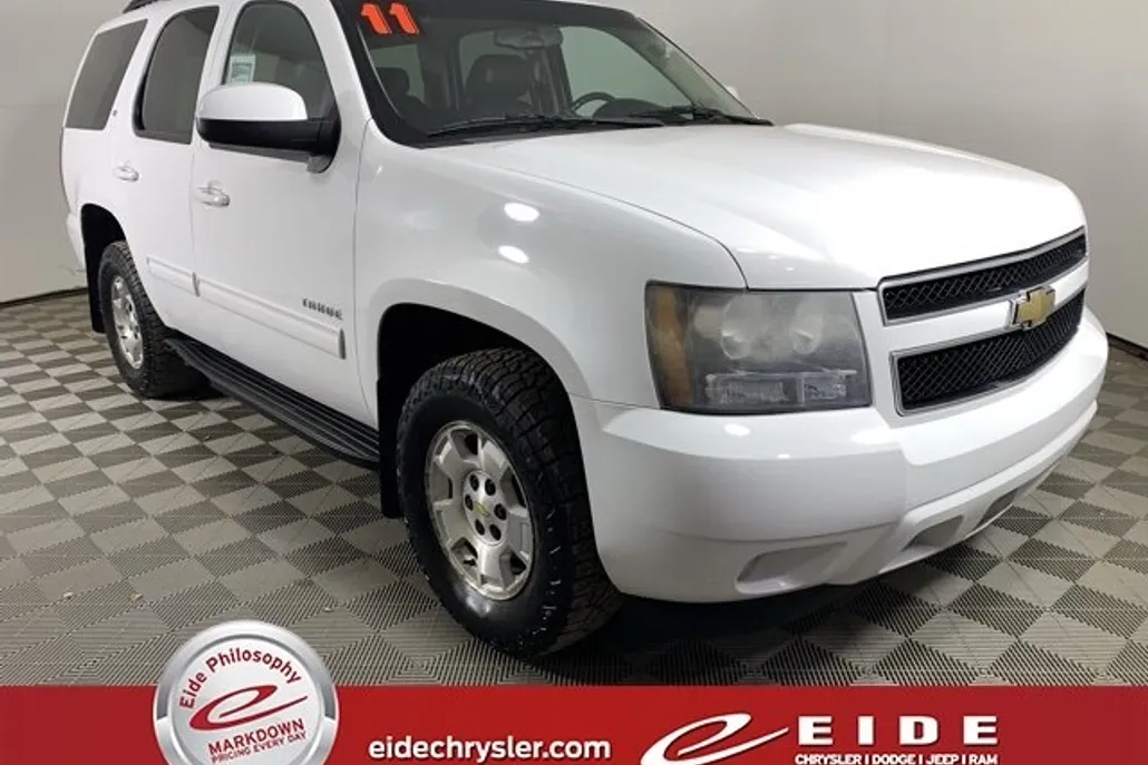 2011 Chevrolet Tahoe LT photo 1