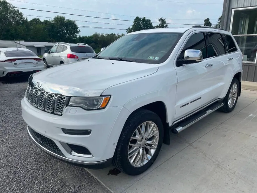 2017 Jeep Grand Cherokee Summit photo 1