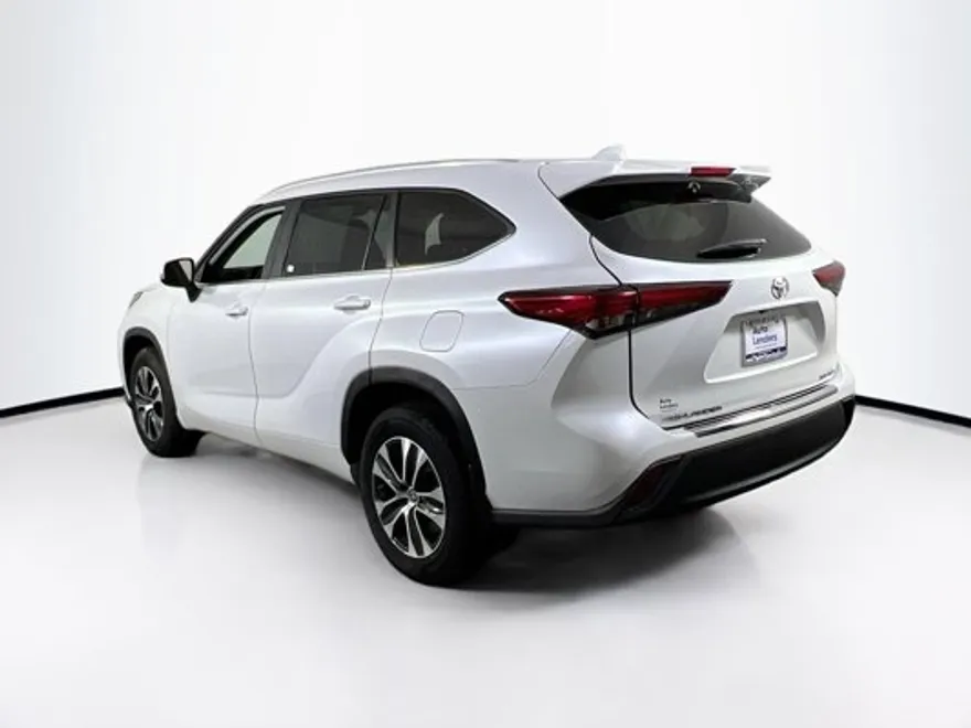 2023 Toyota Highlander Limited Platinum XLE XSE photo 1