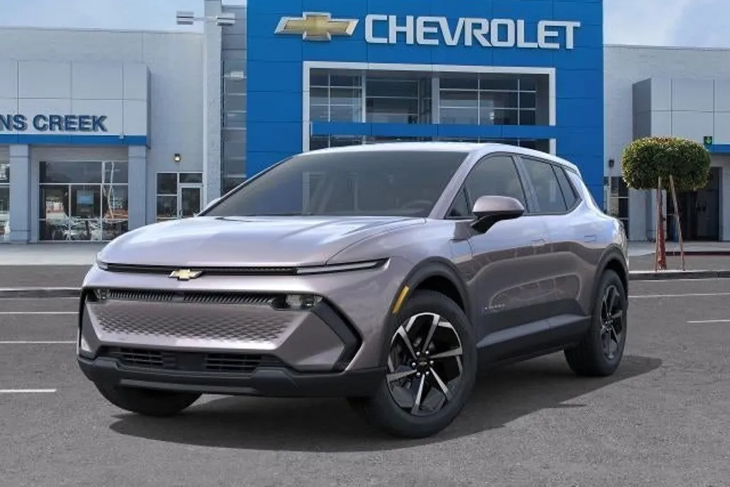 2026 Chevrolet Equinox EV 1LT photo 1
