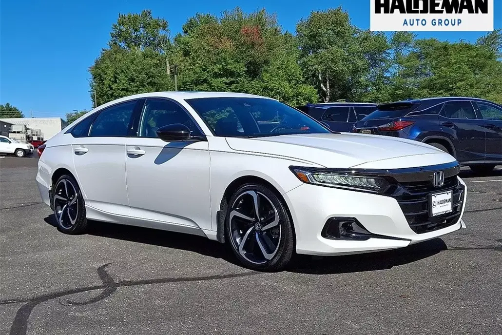 2021 Honda Accord Sport 2.0T photo 1