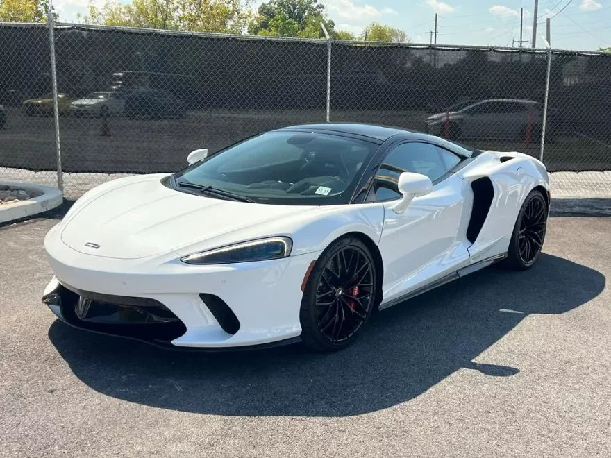 2022 Mclaren GT photo 1