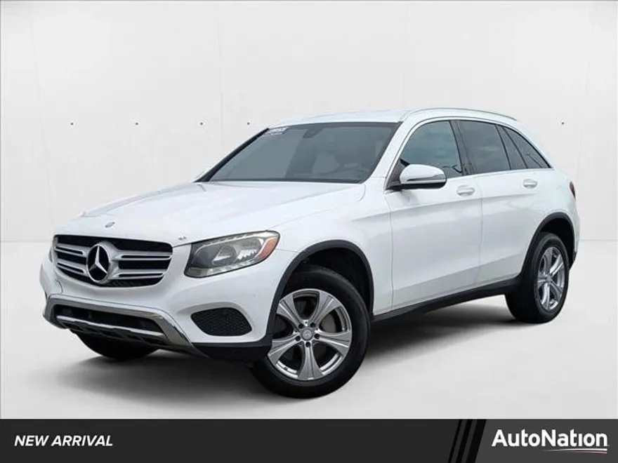 2017 Mercedes Benz GLC 300 photo 1