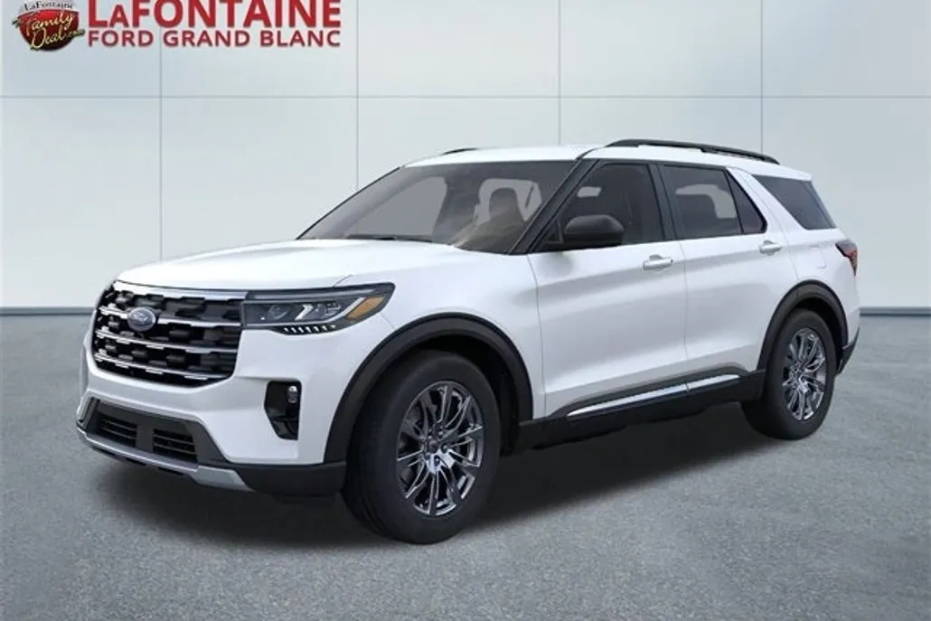 2025 Ford Explorer photo 1