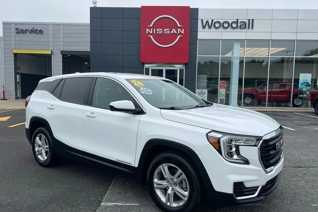 2024 Gmc Terrain SLE photo 1