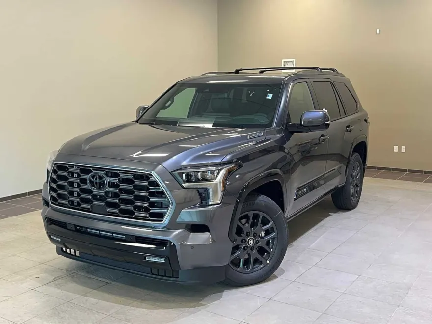 2026 Toyota Sequoia Platinum photo 1