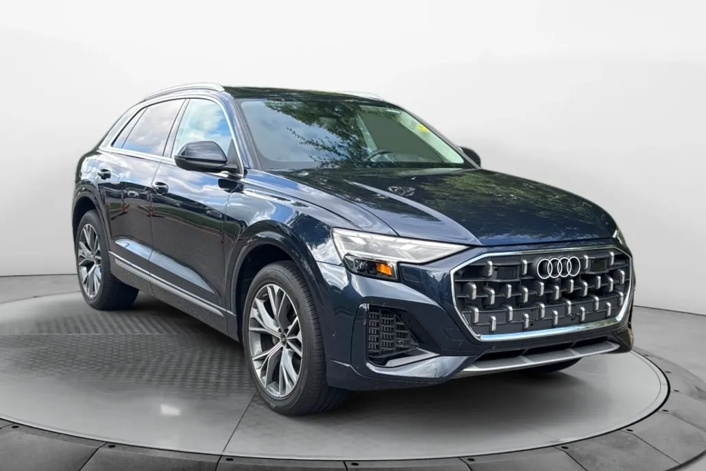 2025 Audi Q8 Premium Plus 55 photo 1