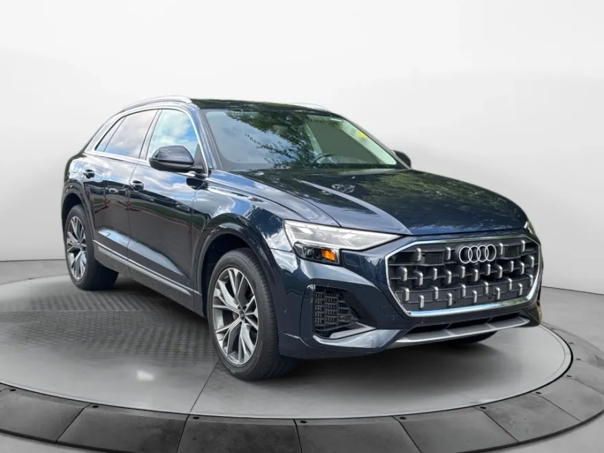 2025 Audi Q8 Premium Plus 55 photo 1