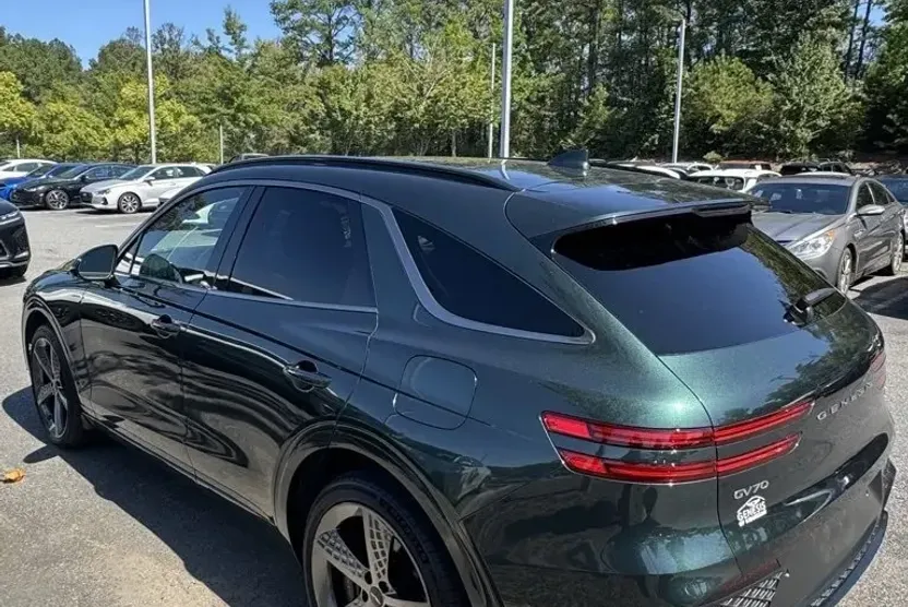 2023 Genesis GV70 Select Advanced 2.5T Sport Prestige photo 1