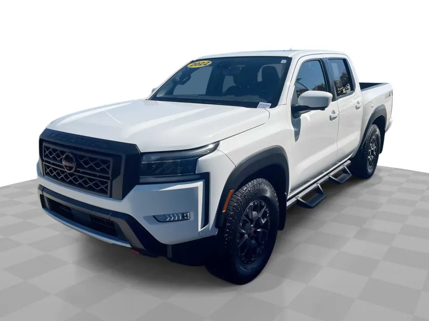 2022 Nissan Frontier Crew Cab PRO-X photo 1