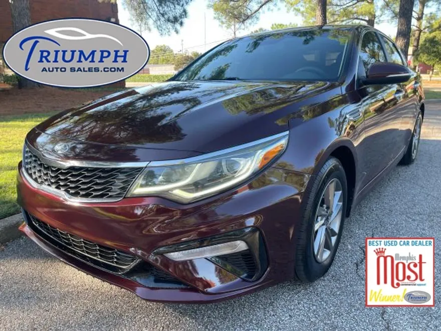 2020 Kia Optima LX photo 1