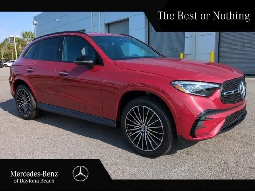 2025 Mercedes Benz GLC 300 4MATIC photo 1