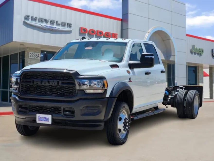2024 Ram 5500 Tradesman photo 1