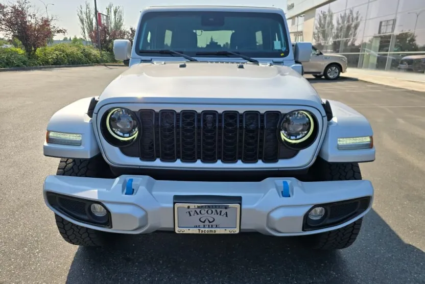 2024 Jeep Wrangler High Altitude 4xe photo 1