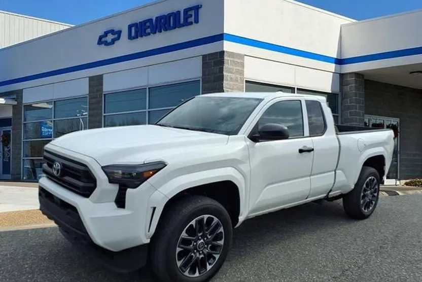 2024 Toyota Tacoma SR photo 1
