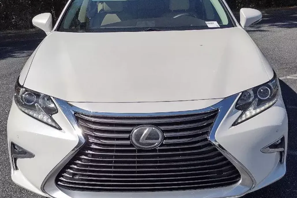 2016 Lexus ES 350 photo 1