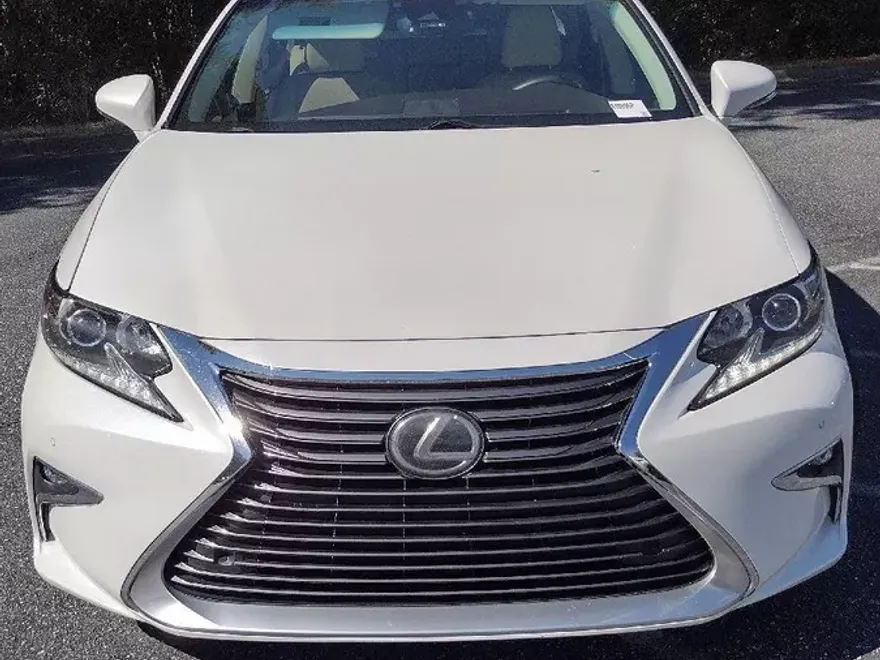 2016 Lexus ES 350 photo 1