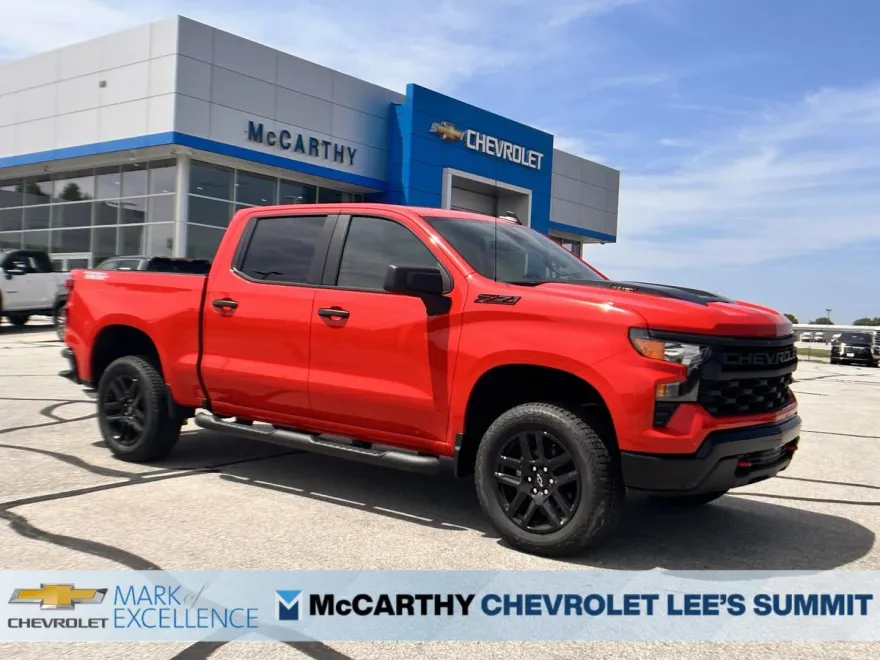2025 Chevrolet Silverado 1500 Custom Trail Boss photo 1