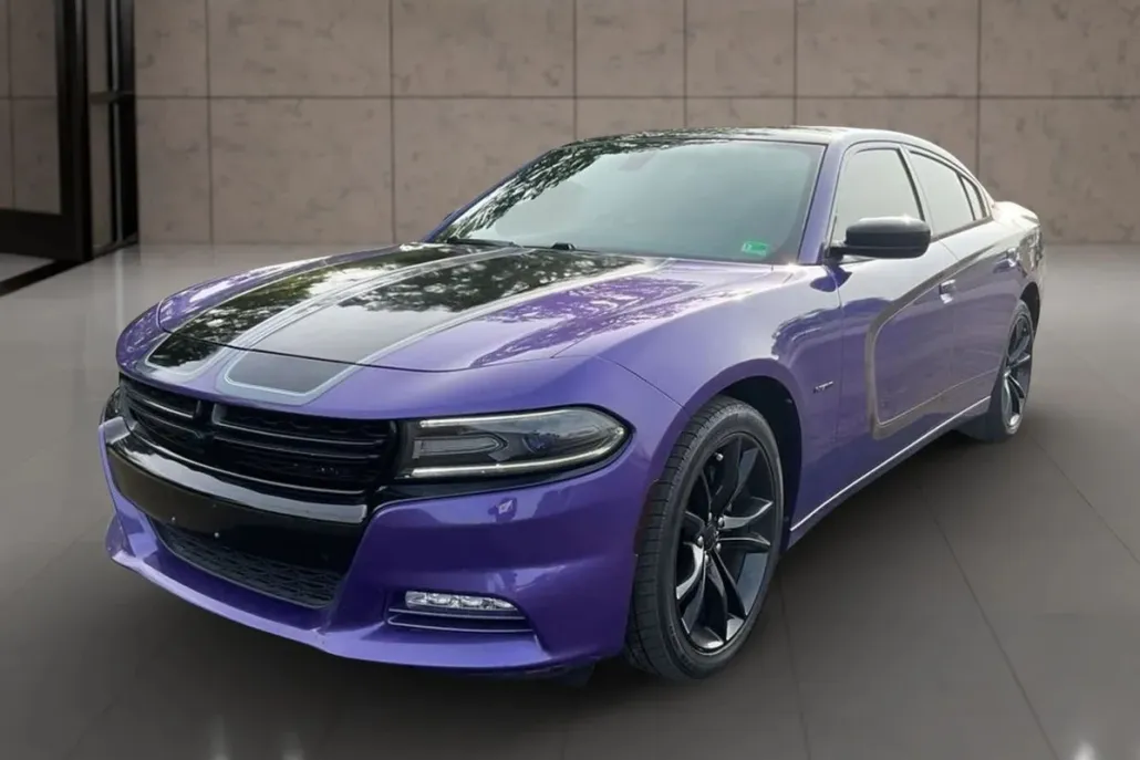 2016 Dodge Charger R/T photo 1