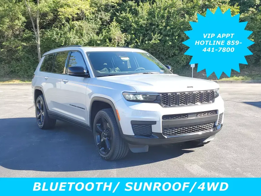 2023 Jeep Grand Cherokee Altitude photo 1