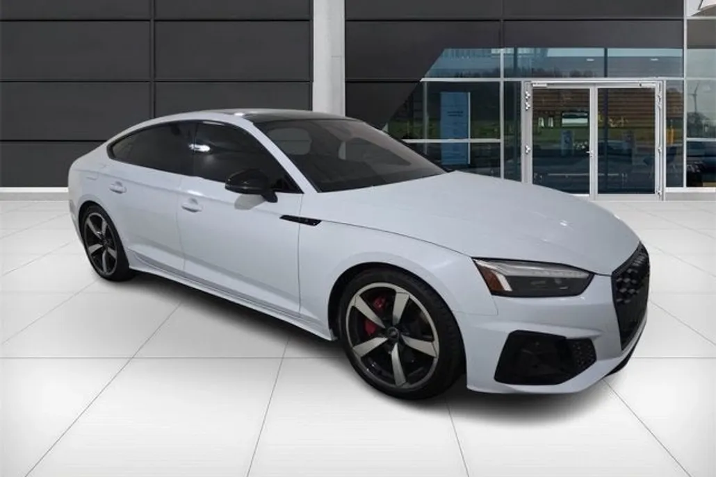2022 Audi A5 S line Quattro Premium Plus photo 1