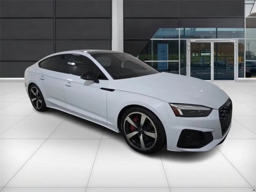 2022 Audi A5 S line Quattro Premium Plus photo 1