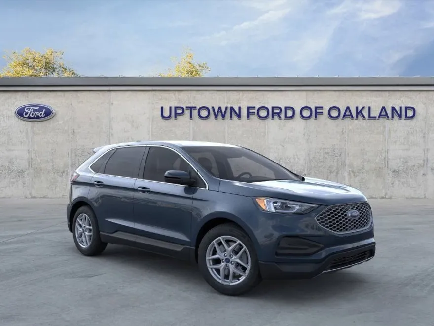 2024 Ford Edge SEL photo 1