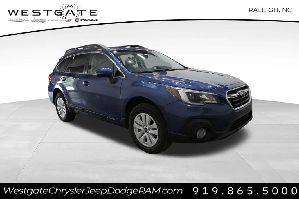2019 Subaru Outback 2.5i Premium photo 1