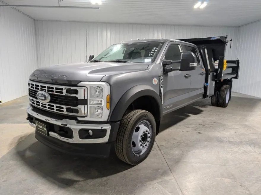2024 Ford F-450 XL photo 1