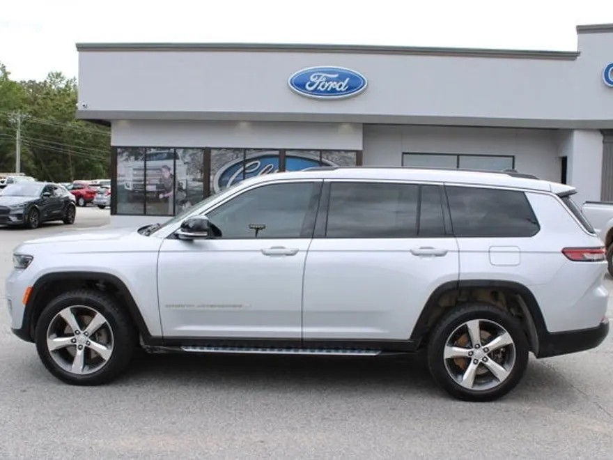 2021 Jeep Grand Cherokee Limited photo 1