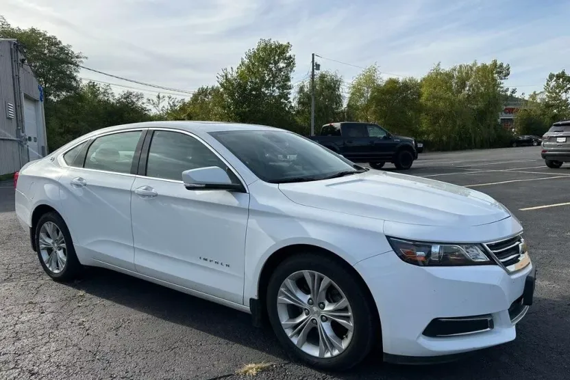 2015 Chevrolet Impala 2LT photo 1