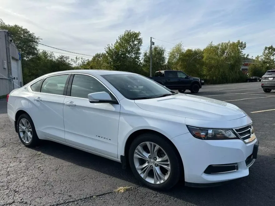 2015 Chevrolet Impala 2LT photo 1
