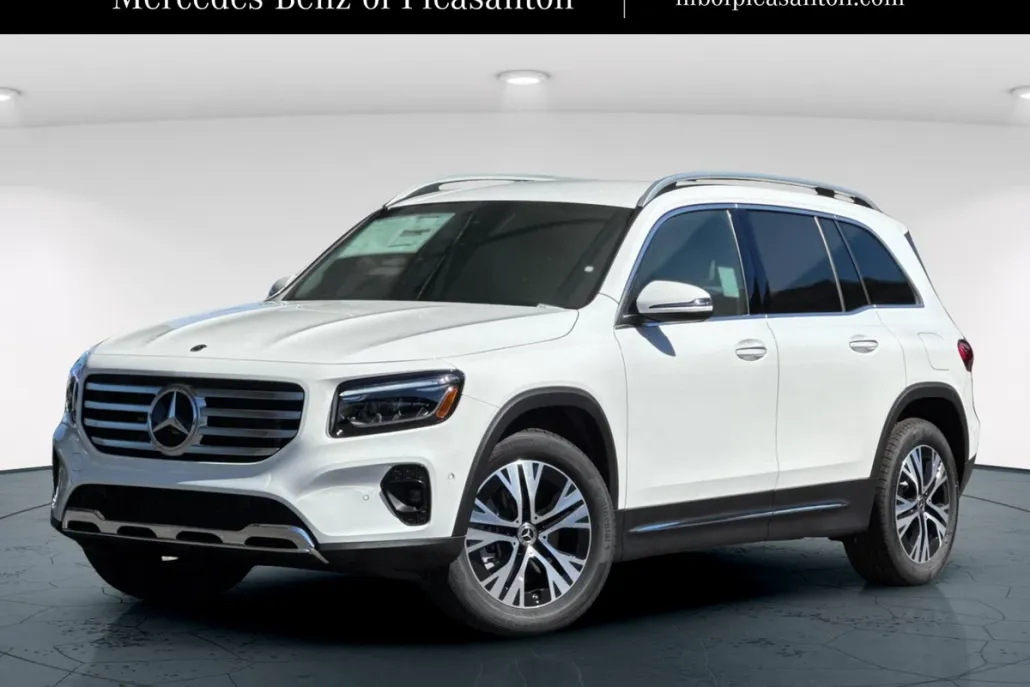 2025 Mercedes Benz GLB 250 photo 1