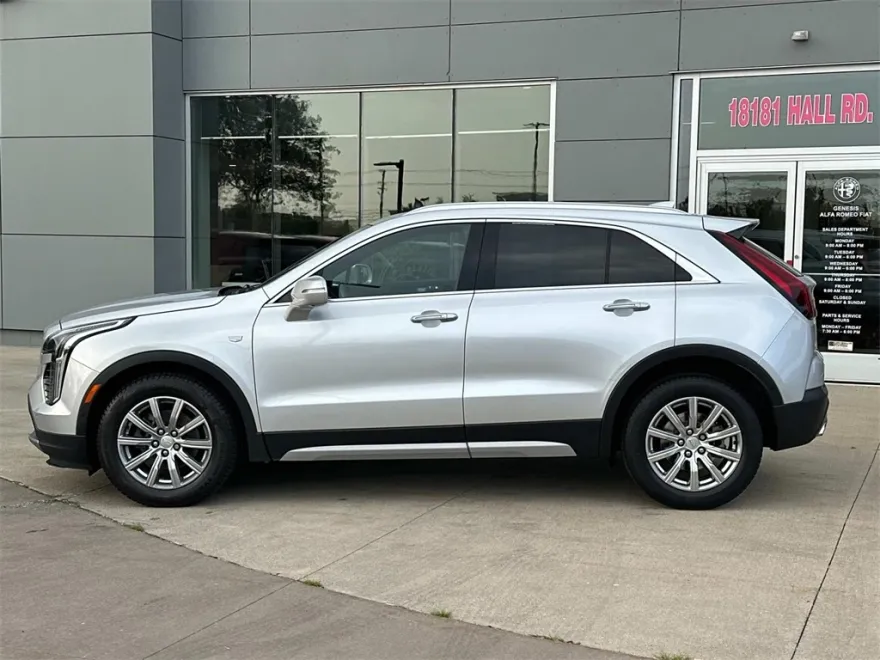 2019 Cadillac XT4 Premium Luxury photo 1