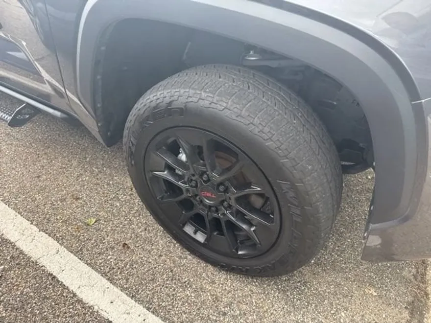2023 Toyota Tundra SR5 photo 1