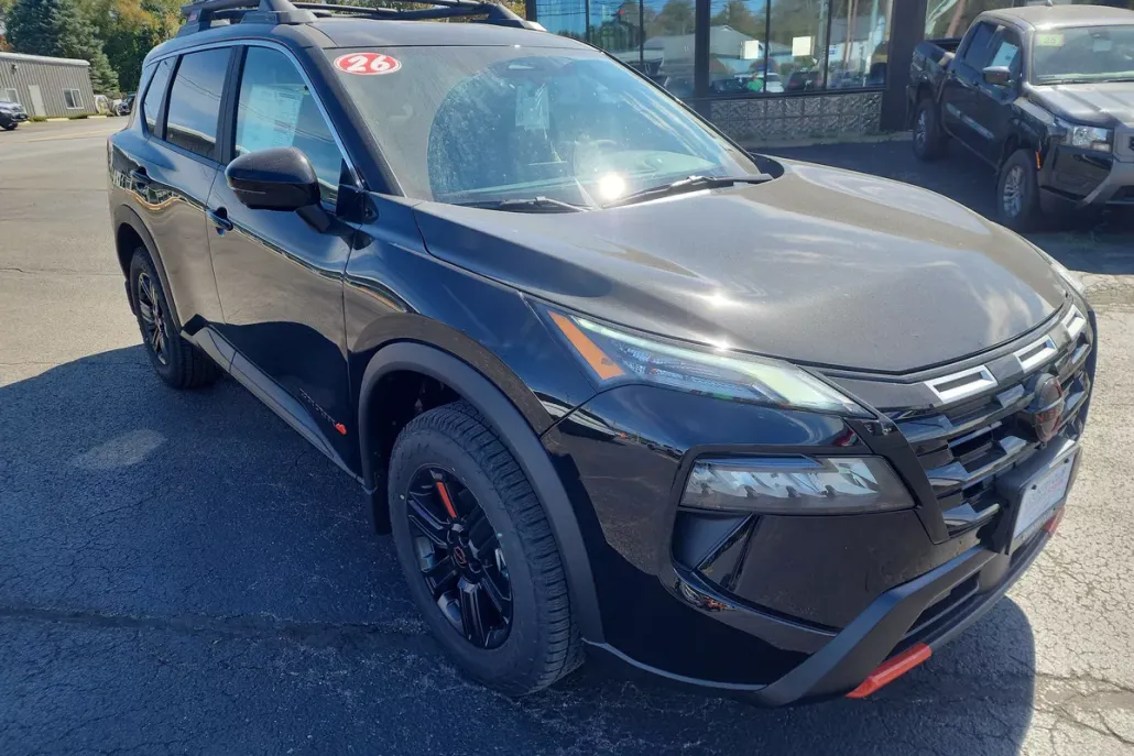 2026 Nissan Rogue SV photo 1