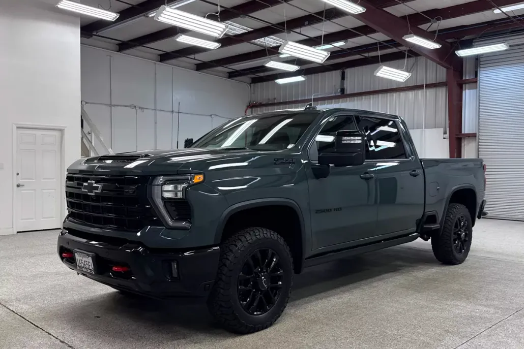 2025 Chevrolet Silverado 2500HD LTZ photo 1