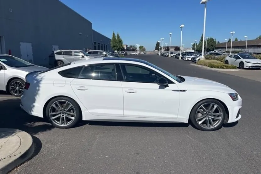 2019 Audi A5 S line Quattro Prestige photo 1