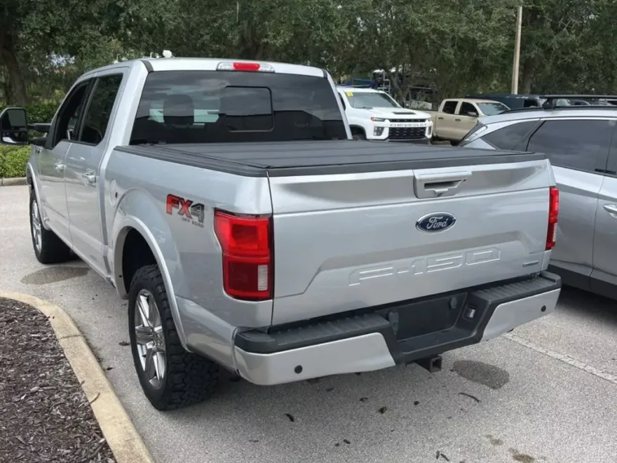 2019 Ford F-150 Lariat photo 1